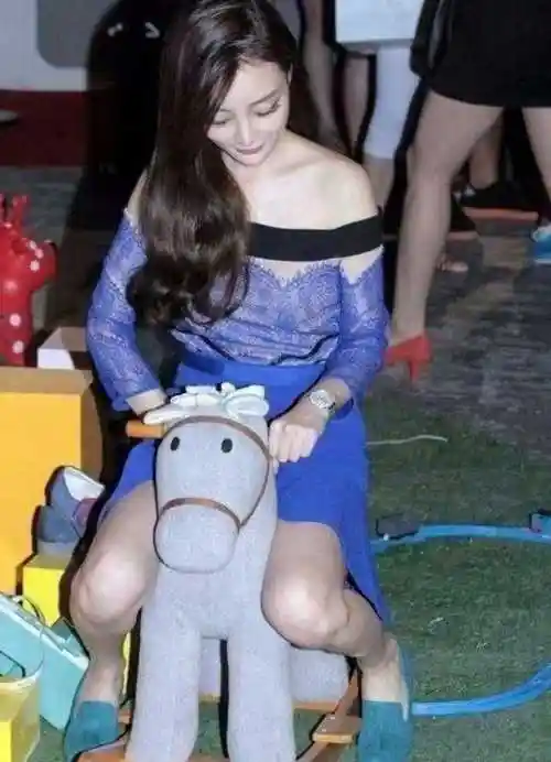 李小璐参加活动照被爆当看到她的骑马照网友难以置信