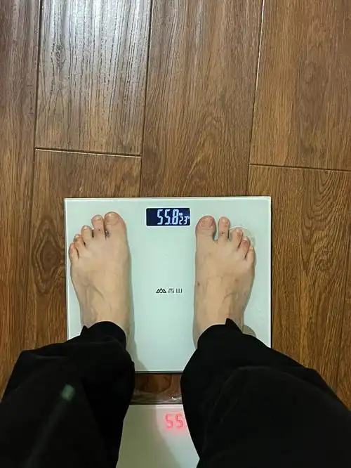 纠结人格出现体重称选择