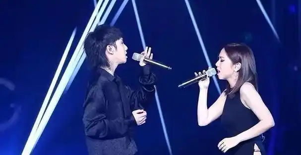 有一种"谋算"叫张碧晨和华晨宇!孩子4岁了,才明白这盘大棋!