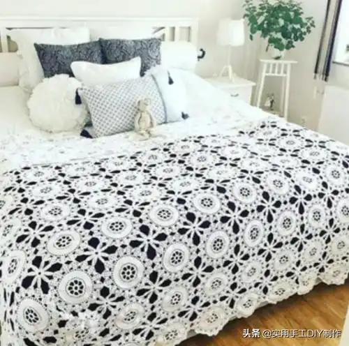 「针织作品」58款顶级钩针设计师多色调方格床单设计