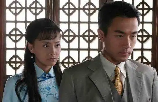 与马雅舒传绯闻的,正是与她一起合作《换子成龙》的刘恺威,彼时刘恺威