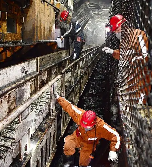 煤矿井下.jpg