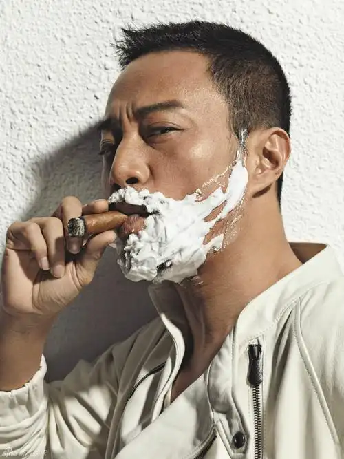 组图:张涵予硬汉玩时尚 邪魅老炮儿来袭(2)_大陆星闻_明星-超级明星