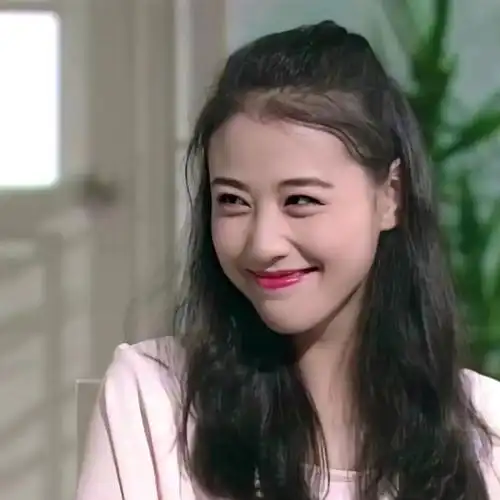 想要周海媚的头像