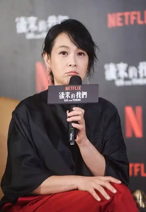 刘若英已经51岁了,她晒出自己的近况,简直逆天了!越活越漂亮