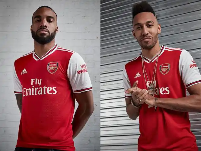 阿森纳公开 2019 – 20 赛季 adidas 主队新球衣