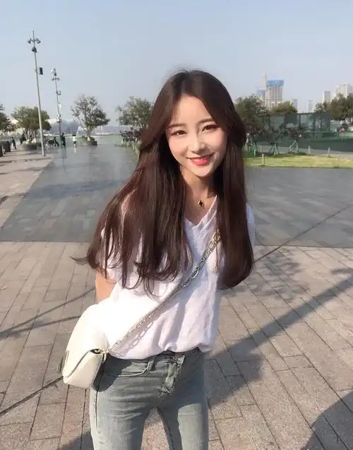 萌系主播图片 - 超萌可爱的美女主播网红图片_粉丝邦