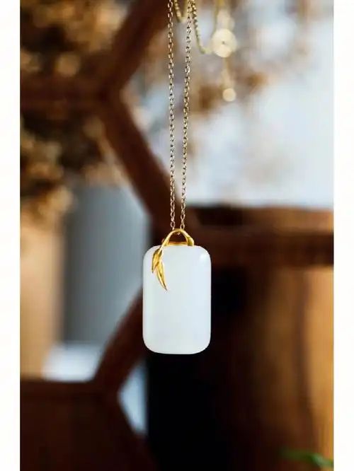 白玉平安无事牌