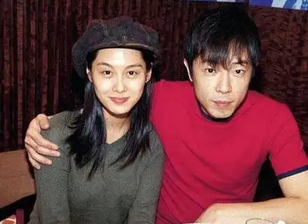 朱茵与黄贯中(资料图)