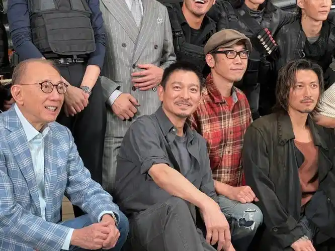 刘德华谢霆锋新片开机现场##刘德华谢霆锋现场发火