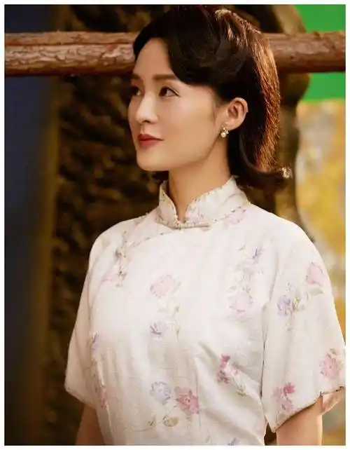 《遇见天坛》李沁版林徽因国民装扮美出新高度,气质太好了!
