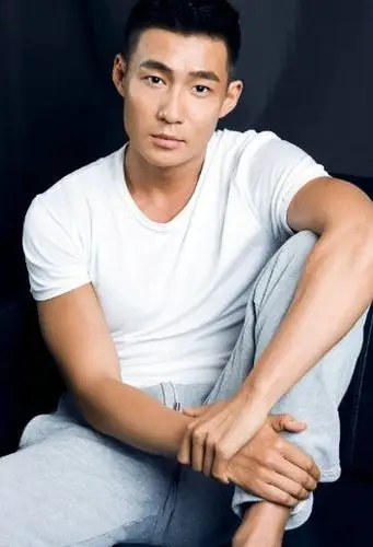 【图】电视剧雪域雄鹰演员表介绍 袁野扮演者白威被网友封其战神(3)_