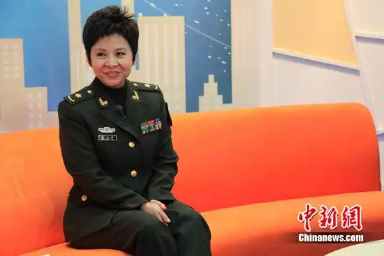 董文华谈捐助希望小学:为社会贡献力量很幸福