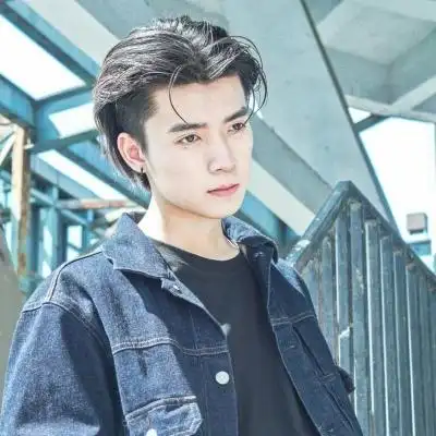 适合单身男生头像图片帅气男生撩妹专用高清唯美头像大全