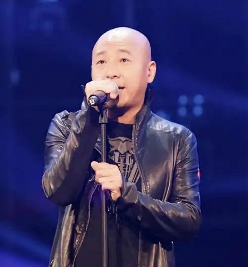 周晓鸥:和吴京是发小,曾是摇滚歌手,转行当演员因演技太好被骂