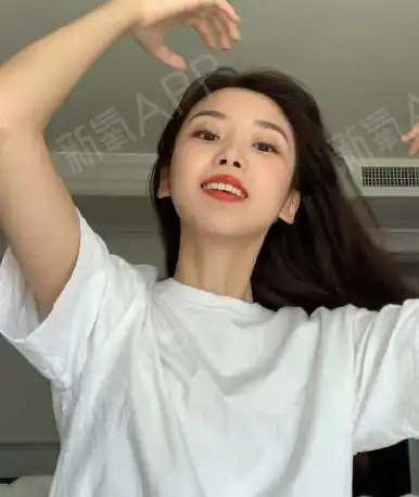 关键词:绿茶脸 代表人物:半藏森林绿茶脸,yi姐认为并不是贬义词,裙