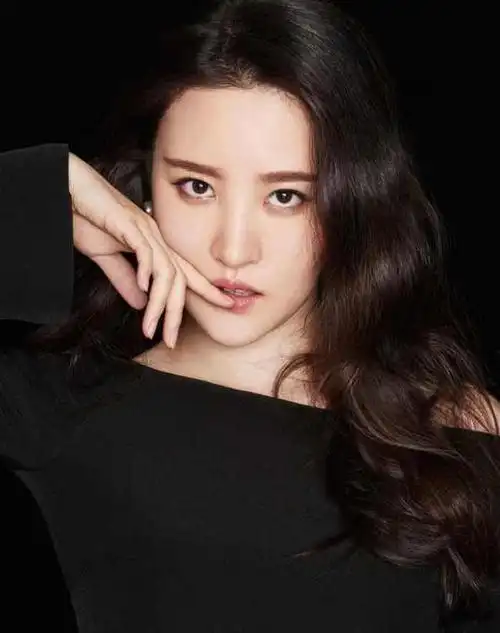 复古又温婉的刘筱筱穿搭温柔又大方美得不像话