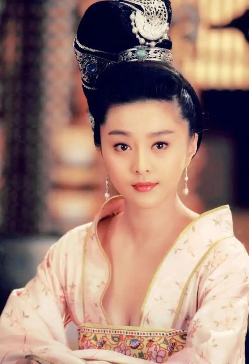 范冰冰.沉鱼落雁闭月羞花 美丽俏佳人 #原来穿上古装也可以这 - 抖音