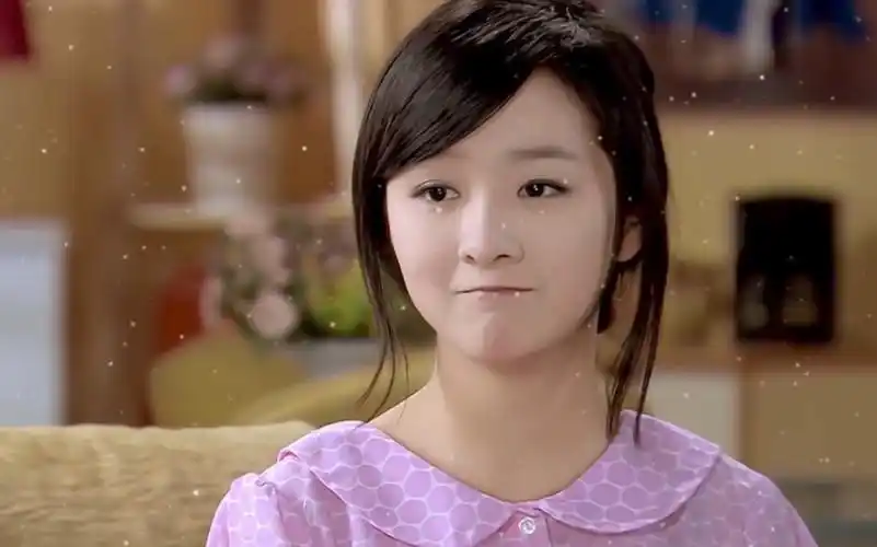 【爱情公寓心凌】"谁不喜欢这样的传统女孩呢"