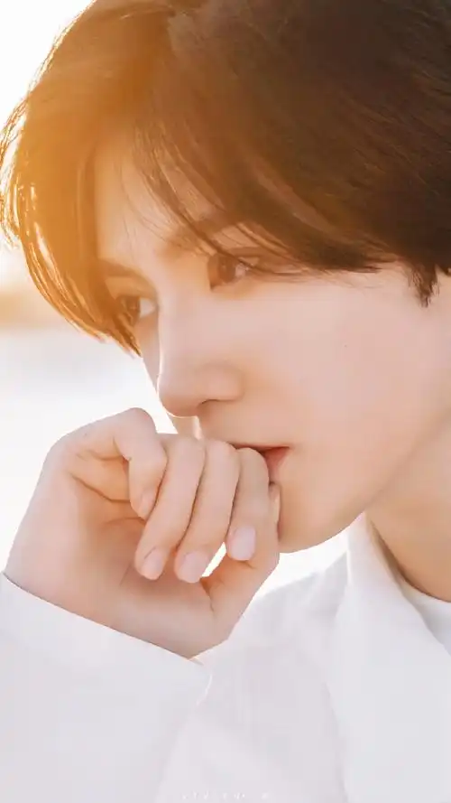 陈哲远超话78#陈哲远仙剑四#78#陈哲远云天河#91丨壁纸 9p你像