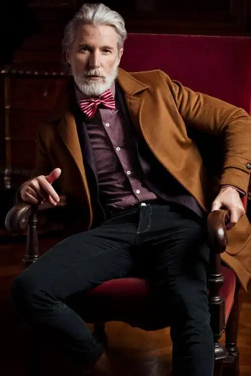 老男人越老越有味?关键你得搭配自己!