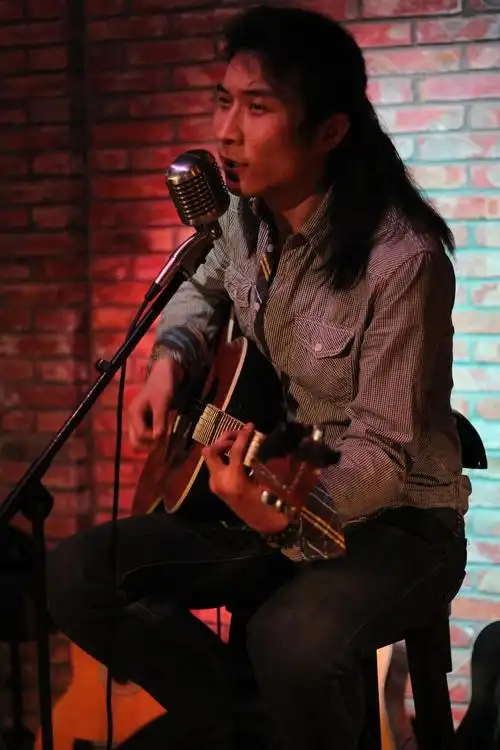 活动照片-乔毅博民谣作品弹唱会 吉他作品演奏会
