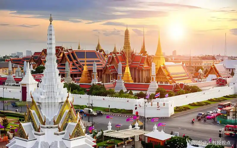 产学研视点下的泰国曼谷地理与文化探索_城市_传统_魅力
