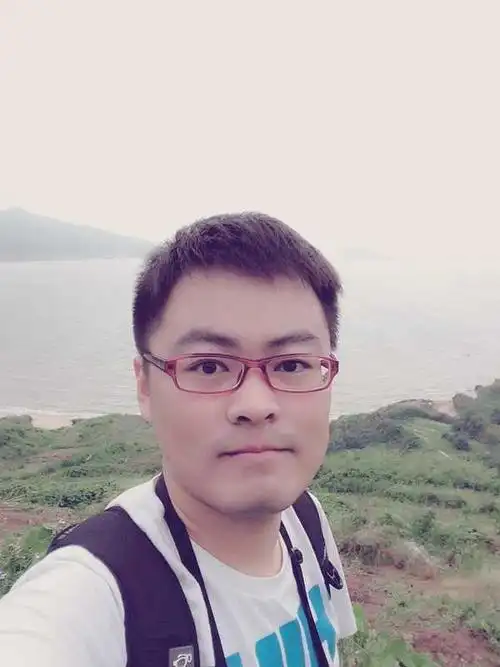 最后贴几张自拍大头照