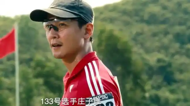 枪王之王:吴彦祖射击比赛打破纪录,无人能敌,谁料古天乐更厉害-影视综