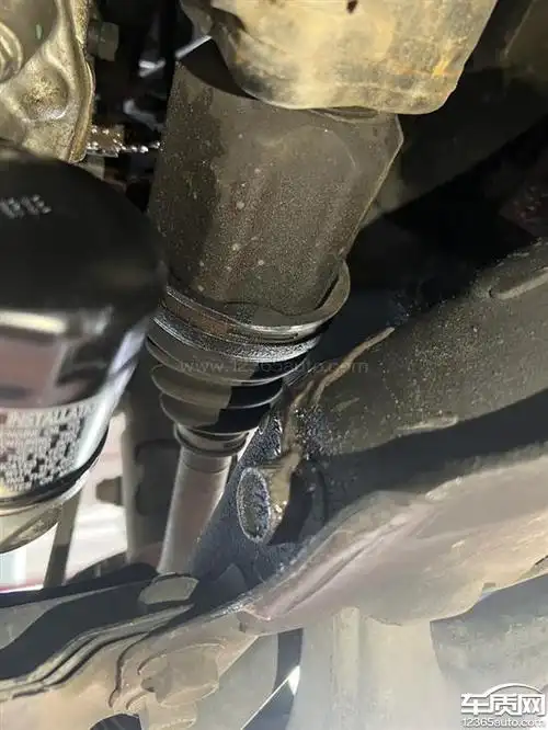 一汽丰田rav4荣放半轴漏油 要求召回-新浪汽车