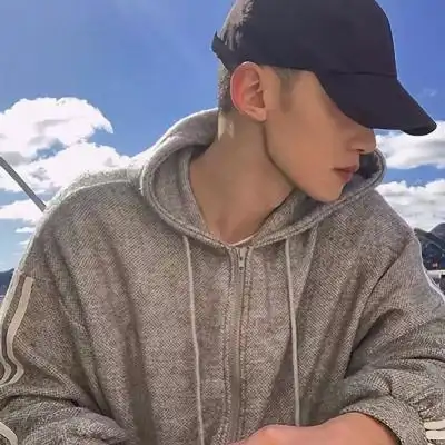 乖/成熟男生头像