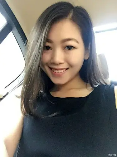 发张小情人和老婆的照片