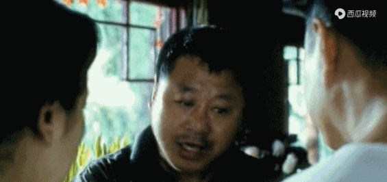 他40岁才开始拍电影,却成春晚常客,二封影帝,网友:真正实力派