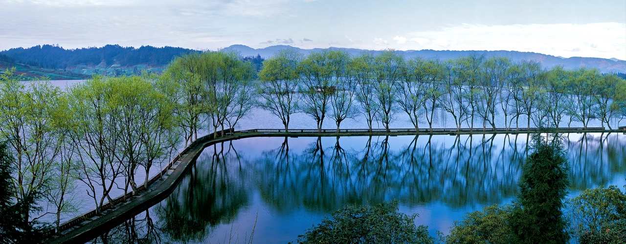 清漪湖 - 雅安市名山区人民政府