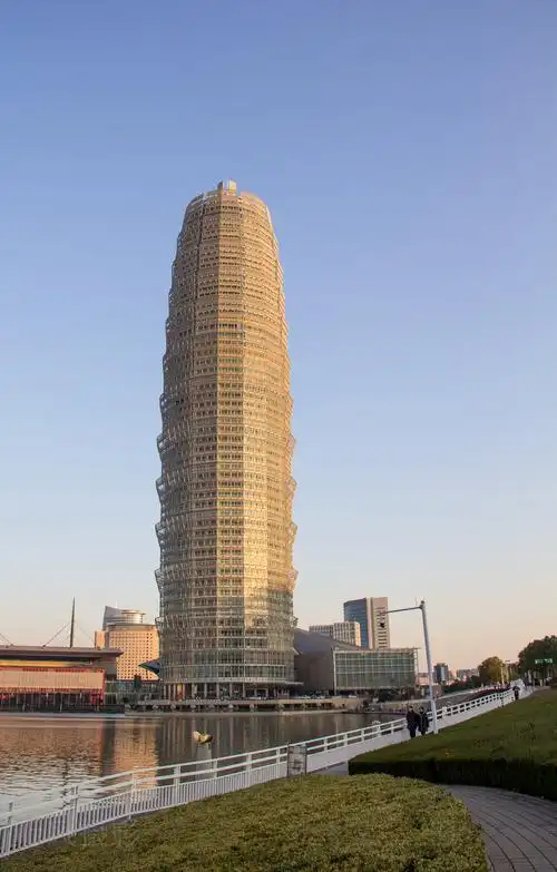 郑州大玉米郑州国际会展中心