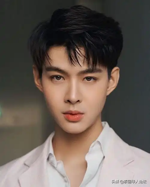 泰国男明星十大帅哥(盘点泰国那些超耐看的男明星)(3)