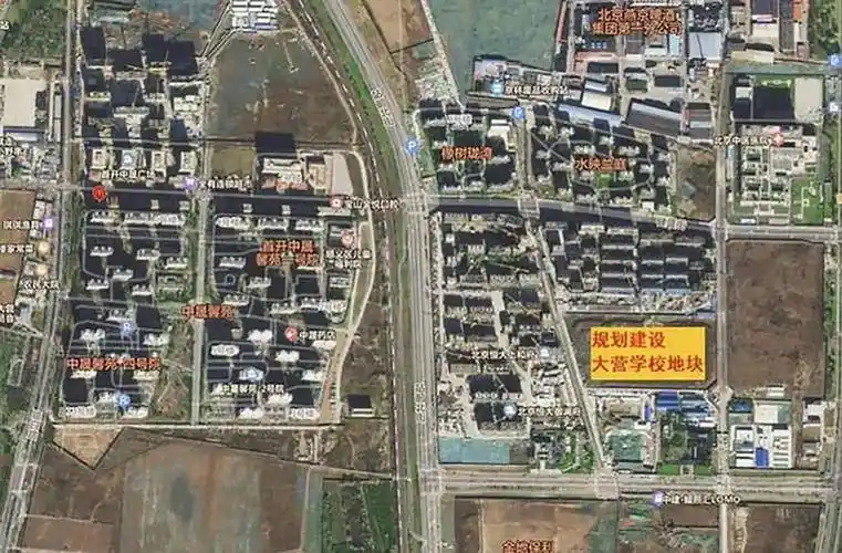 据了解,项目位于顺义新城第13街区6041地块,东至乾安东路,南至双安