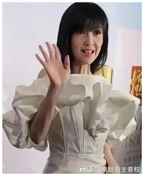 衰老史:利智老态关之琳臃肿,赵雅芝周慧敏离不开精修图|女明星|华语