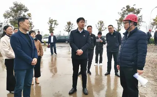 周天斌到部分镇(园区)调研重点项目建设工作