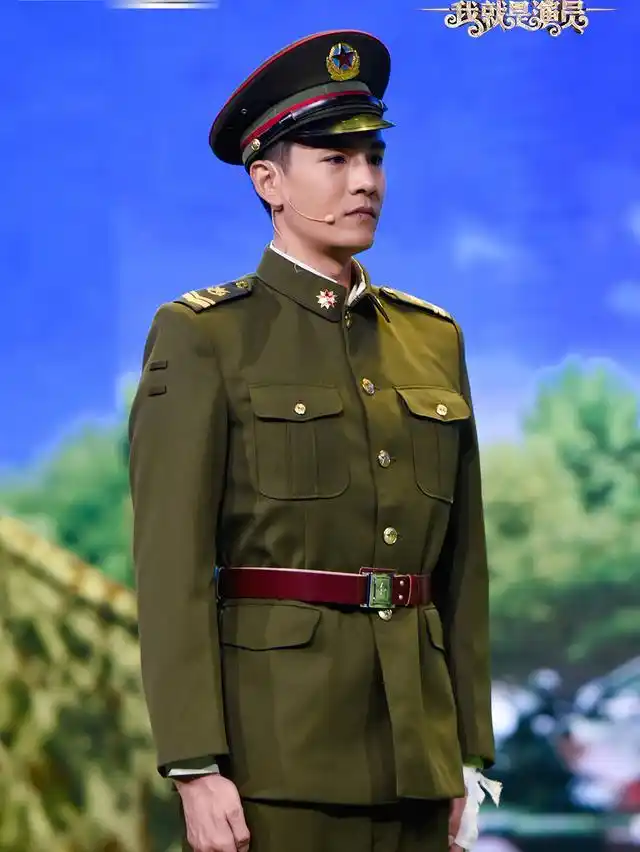 他曾靠老婆卖名牌包续命,演技好却无戏可拍,今凭一部戏终于大火