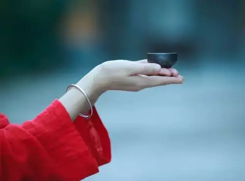 娶一个学佛的女人,原来是家族最大的福报!