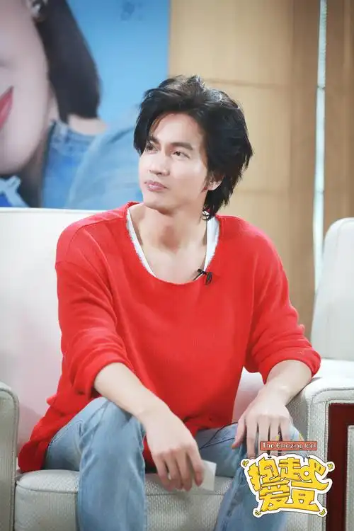 言承旭直言刚出道时不懂事任素汐为抢贾玲男神道歉