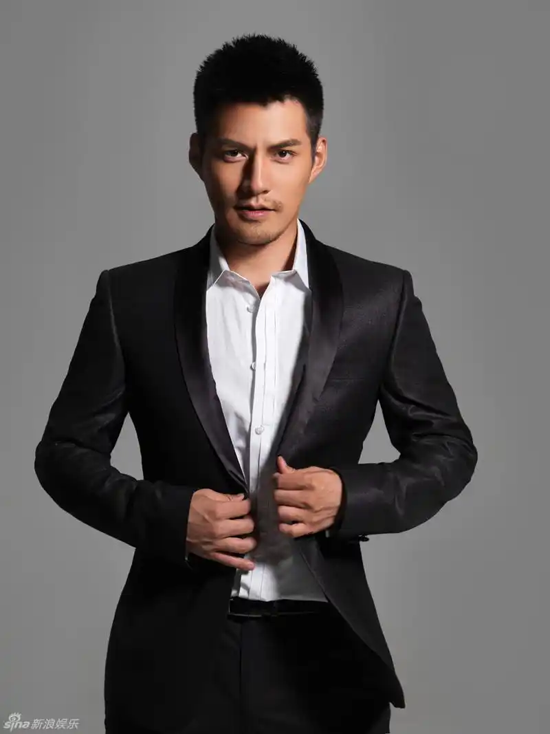 严宽最新时尚大片 尽显英伦绅士风范