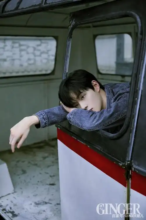 ginger boy|王喆ako 难得"喆"时 你的数学系男孩