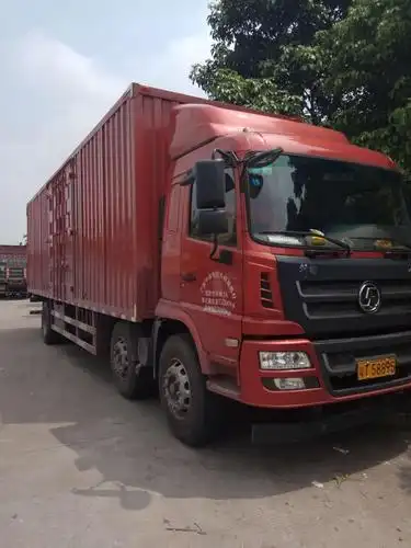 9米6厢式带尾板货车出租