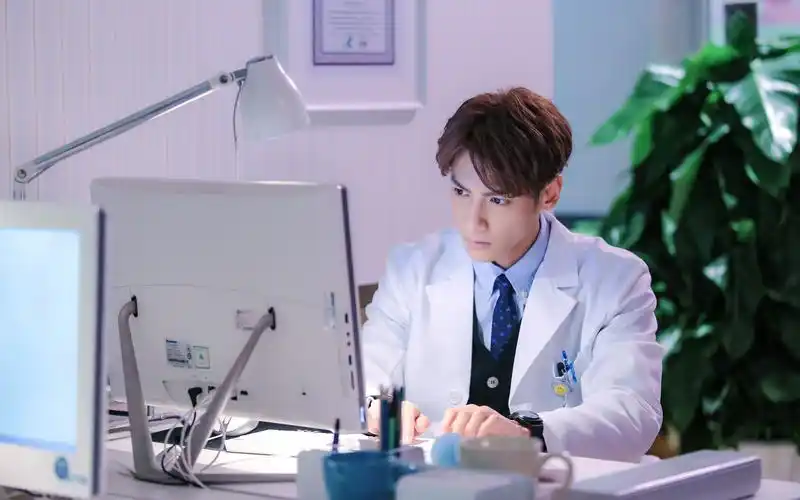 【罗云熙】《儿科医生》时期微博故事宣传_哔哩哔哩_bilibili