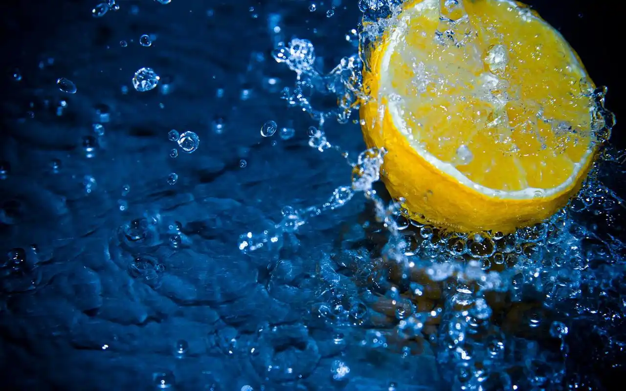 酸甜柠檬水果高清电脑桌面壁纸