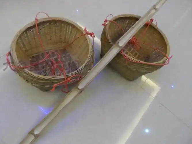 箩筐竹筐竹编竹篓筐子扁担商场超市表演道具丰收竹编