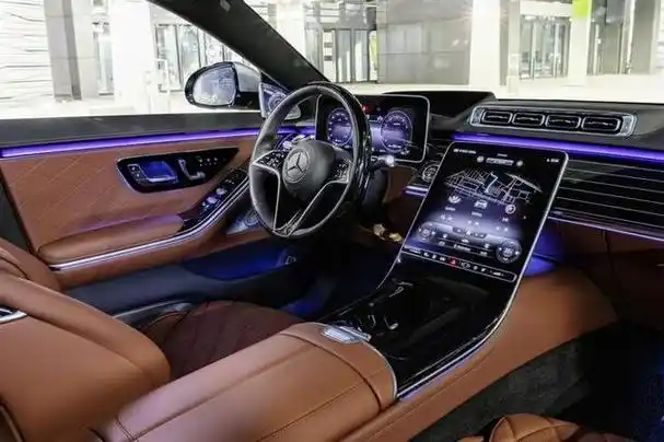2023款奔驰s级来了!搭3.0t v6,后排堪比头等舱