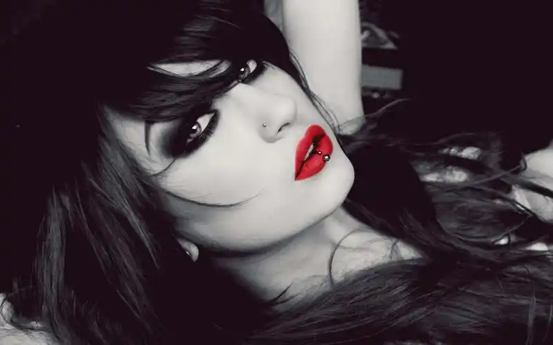 【资源组】欧美个性女孩儿 系列 高清 壁纸 12p .